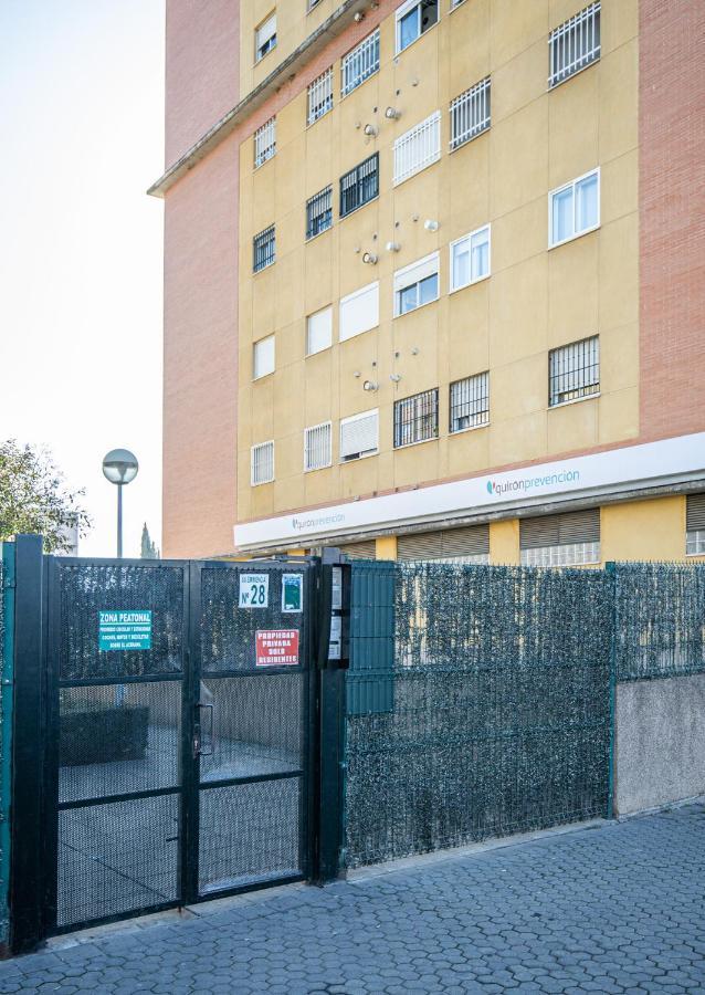 Descanso-Elegancia En Sevilla Parking Gratuito Luaran gambar