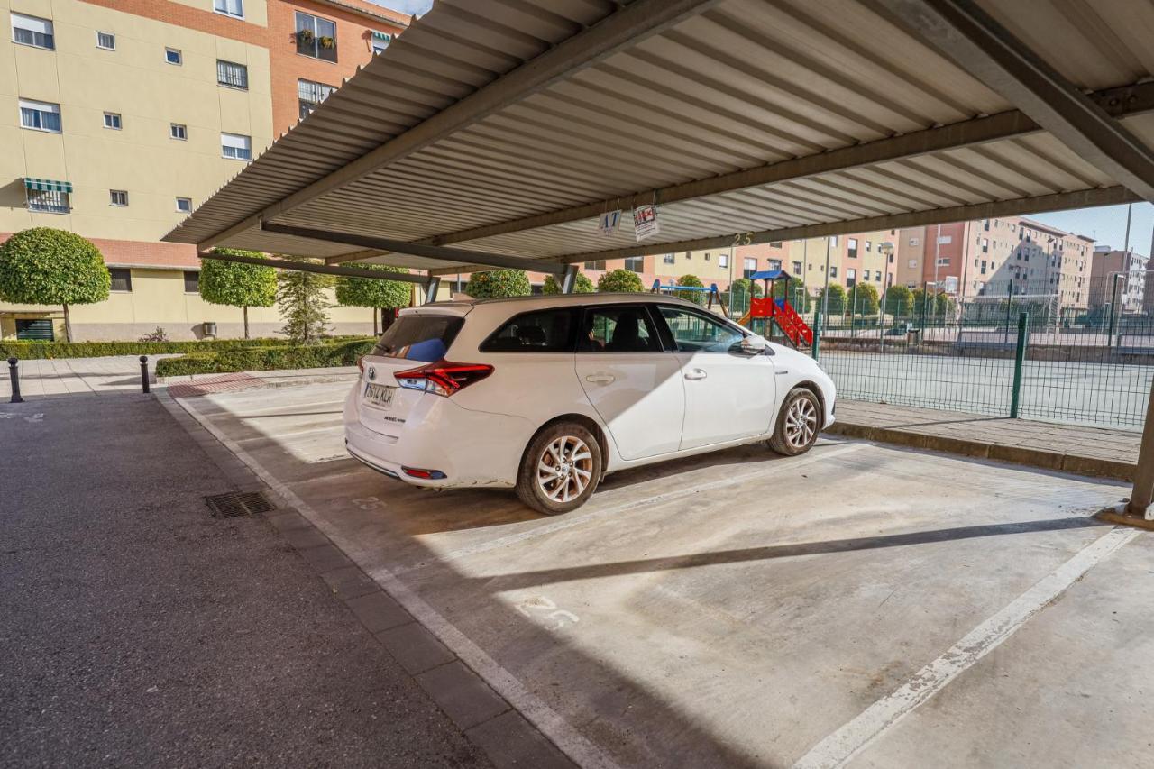 Descanso-Elegancia En Sevilla Parking Gratuito Luaran gambar